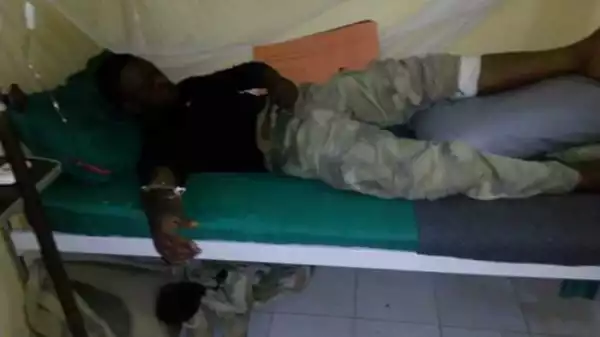 Photos Of A Nigerian Soldier Shot On The Leg During Fight With Boko Haram In Cameroon